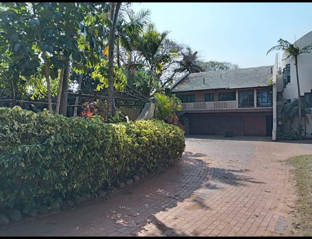 12 BEDROOM HOUSE FOR SALE IN ISIPINGO HILLS